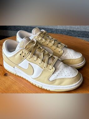 Nike Dunk Low Team Gold Men’s Size 10 EUC